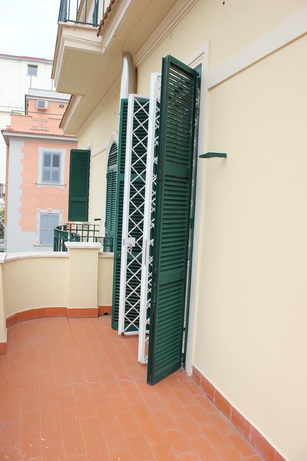 Hotel Casa Per Ferie Beato Rosaz Rom Exterior foto