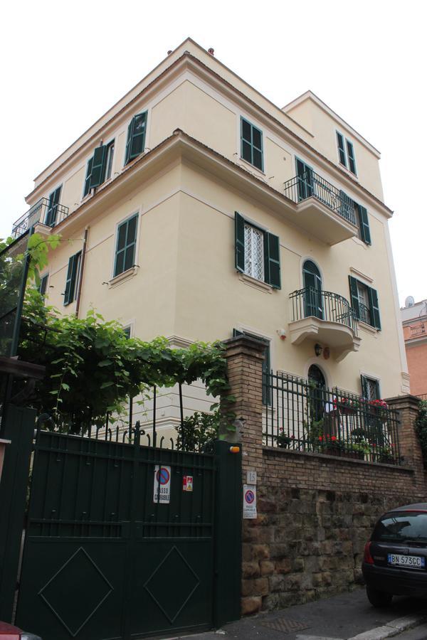 Hotel Casa Per Ferie Beato Rosaz Rom Exterior foto